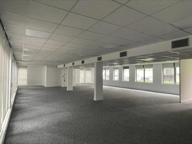 Bureau dans Montreuil à louer - Photo intérieure – Image 2 sur 10