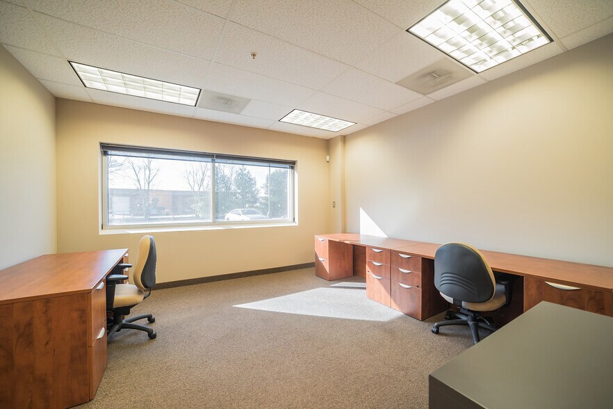 1612 Professional Blvd, Crofton, MD à louer - Photo intérieure – Image 2 sur 37