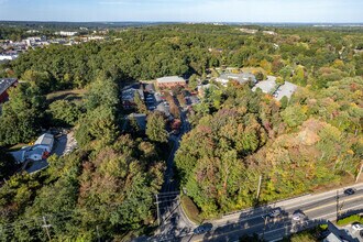 875 Centerville Rd, Warwick, RI - VUE AÉRIENNE  vue de carte - Image1
