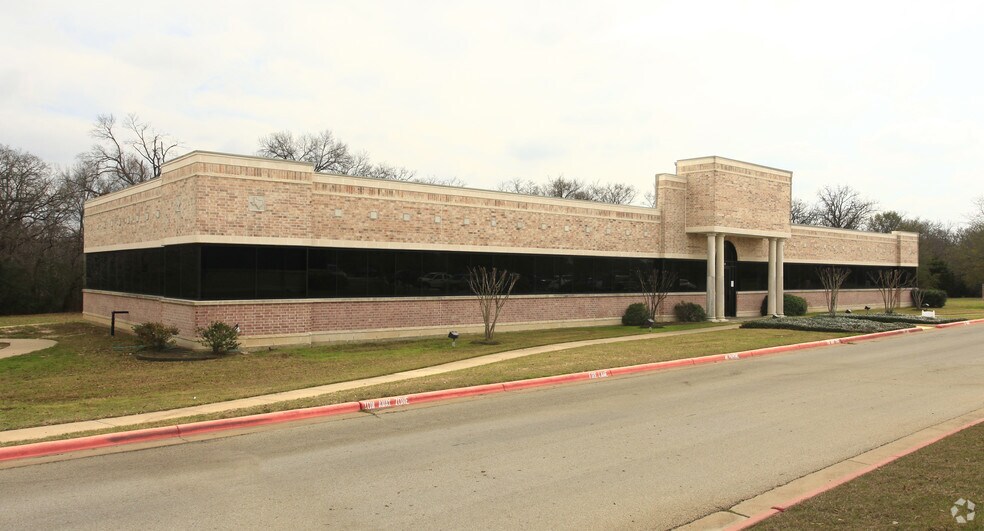 400 Technology Pky, College Station, TX à louer - Photo de l’immeuble – Image 2 sur 2