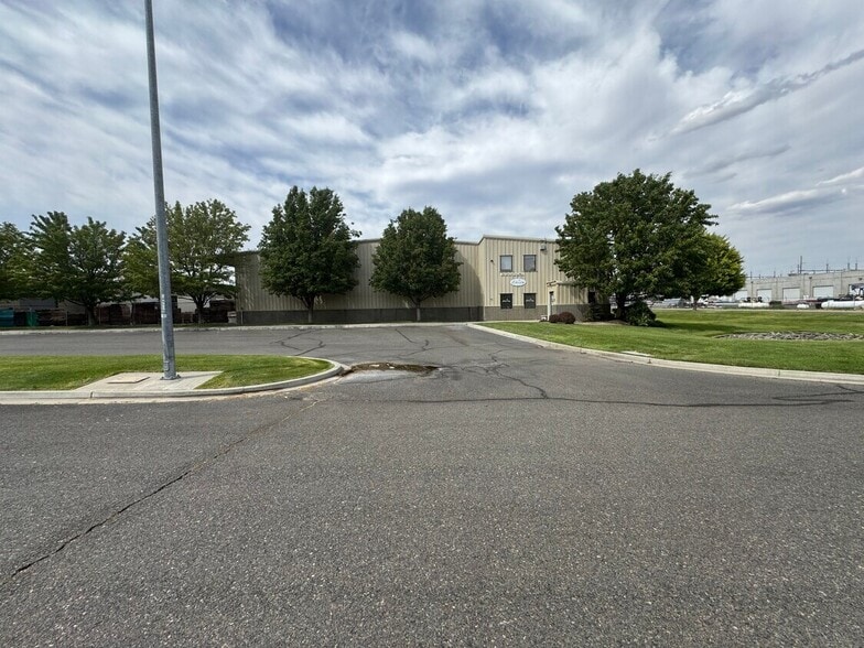 2900 Sutherland Dr, Union Gap, WA à louer - Photo principale – Image 2 sur 26