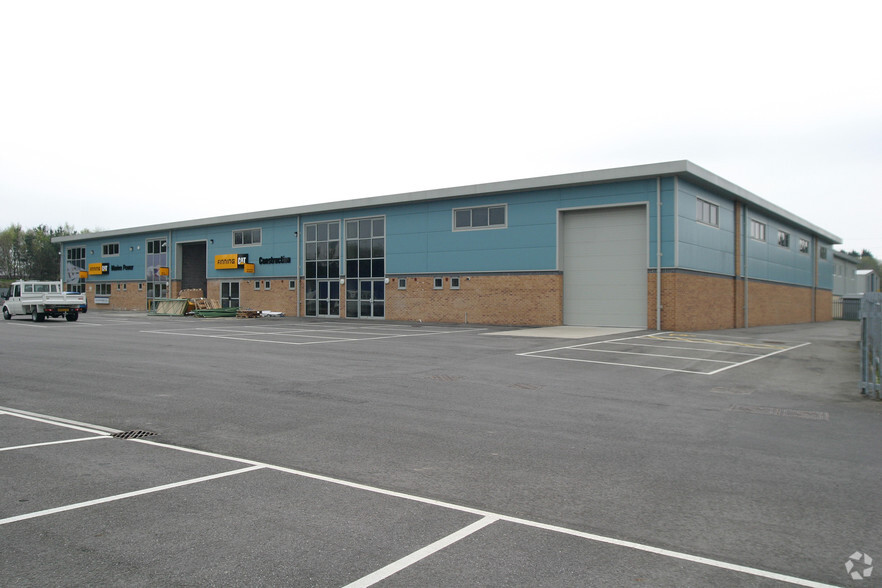 19-21 Witney Rd, Poole à louer - Photo principale – Image 1 sur 1