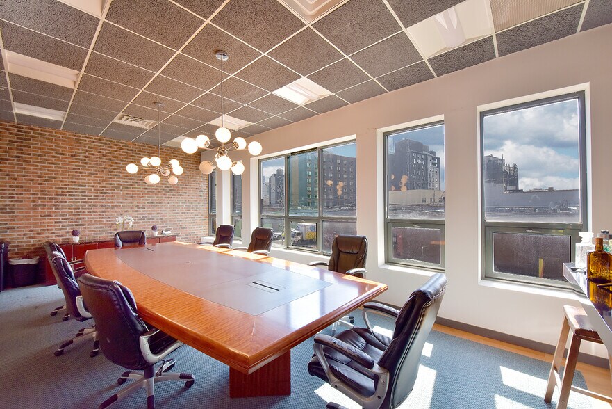 9-15 38th Ave, Long Island City, NY à vendre - Photo intérieure – Image 3 sur 8