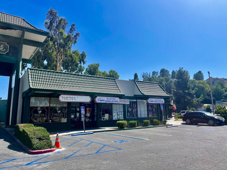 740 W Garvey Ave, Monterey Park, CA à louer - Photo de l’immeuble – Image 3 sur 10