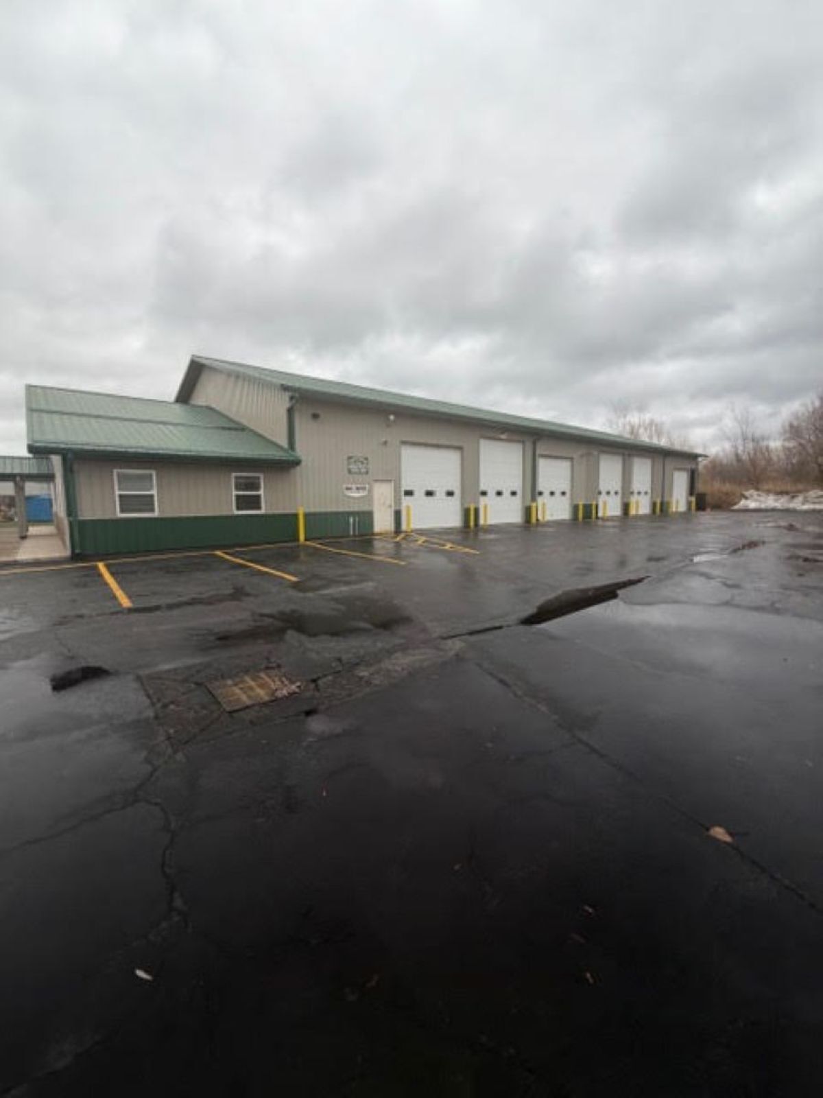 6360 Dean Pky, Ontario, NY à vendre Photo de l’immeuble– Image 1 sur 37