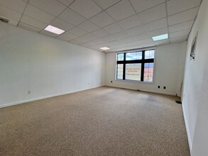 11 S Fullerton Ave, Montclair, NJ à louer Photo intérieure– Image 1 sur 7