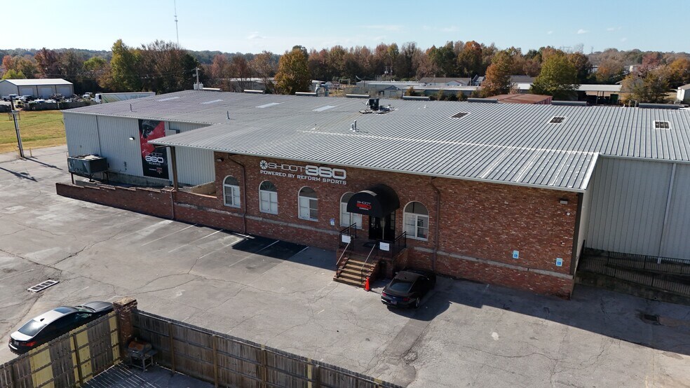 9525 Macon Rd, Cordova, TN à vendre - Photo de l’immeuble – Image 3 sur 6