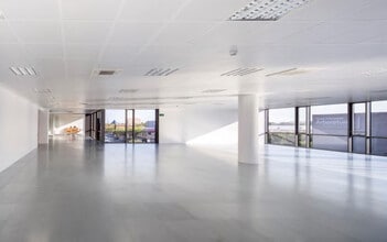 Avinguda de la Fama, 16, Cornellà de Llobregat, Barcelona à louer Photo intérieure– Image 1 sur 2