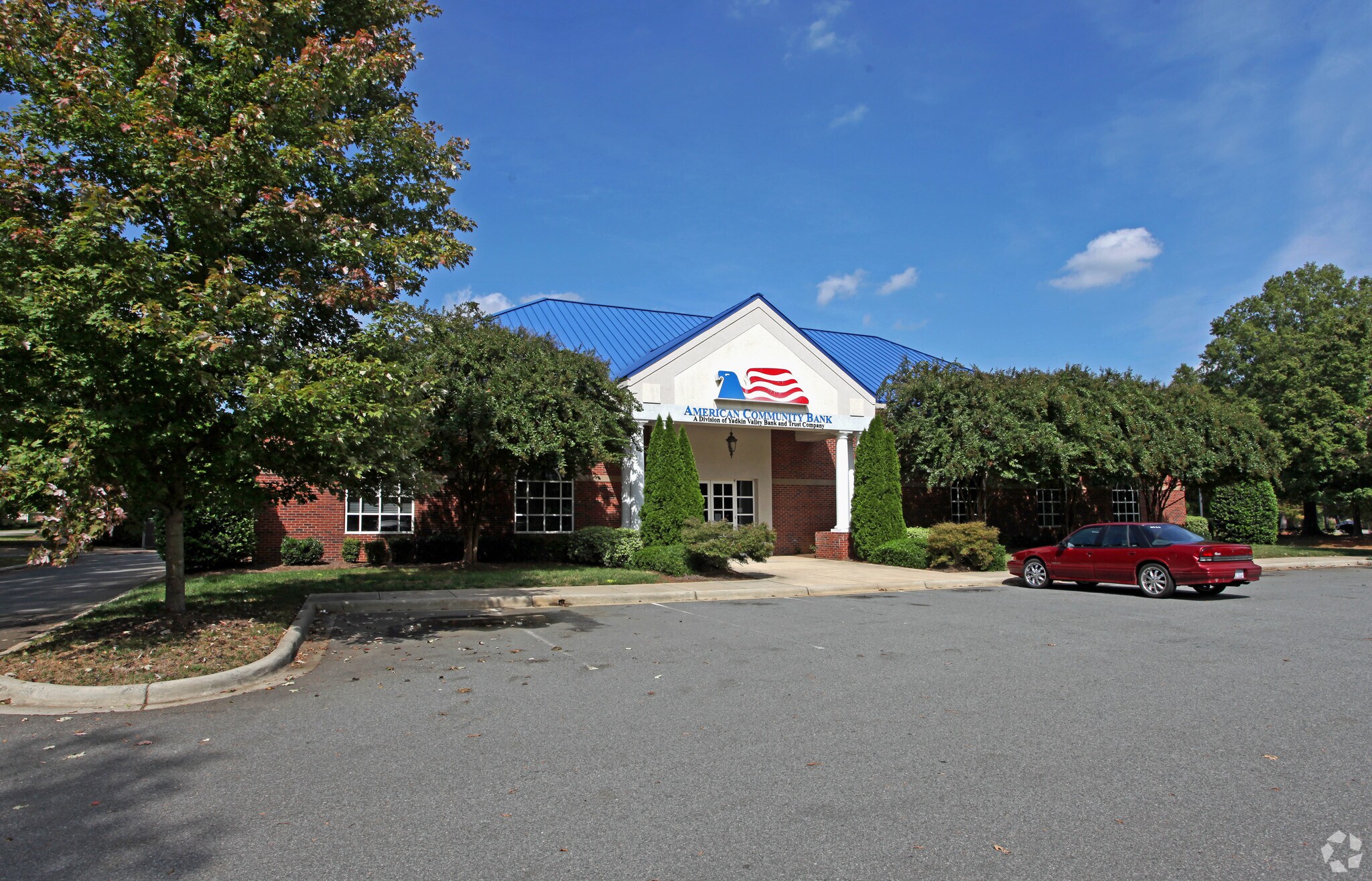 4335 Matthews-Mint Hill Rd, Matthews, NC à louer Photo principale– Image 1 sur 10
