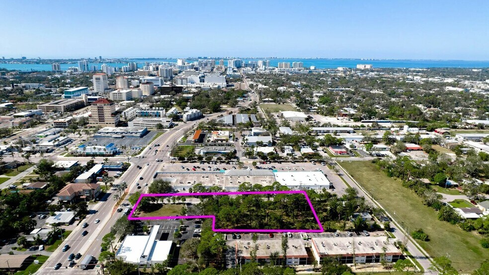 0 N Shade Ave, Sarasota, FL à vendre - Photo de l’immeuble – Image 2 sur 24