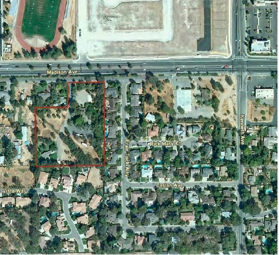 8452 Madison Ave, Fair Oaks, CA à vendre - Photo principale – Image 1 sur 8