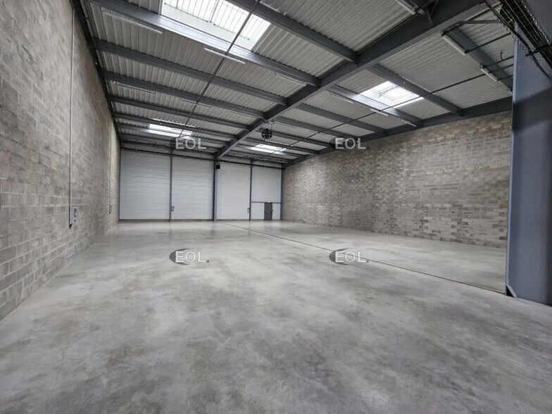 Local d’activités dans Créteil à louer - Photo intérieure – Image 3 sur 6