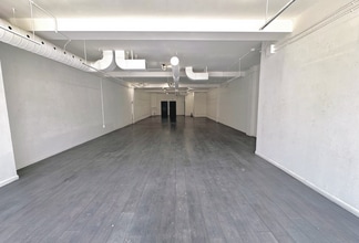 1610 Gerrard St, Toronto, ON à vendre Photo intérieure– Image 2 sur 2