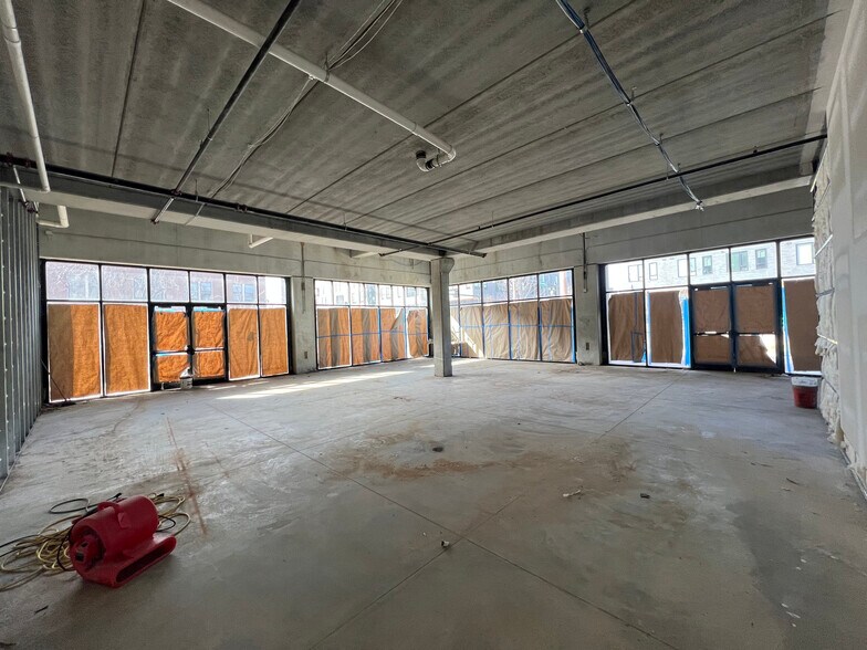 5655 Pershing Ave, Saint Louis, MO à louer - Photo de l’immeuble – Image 3 sur 5