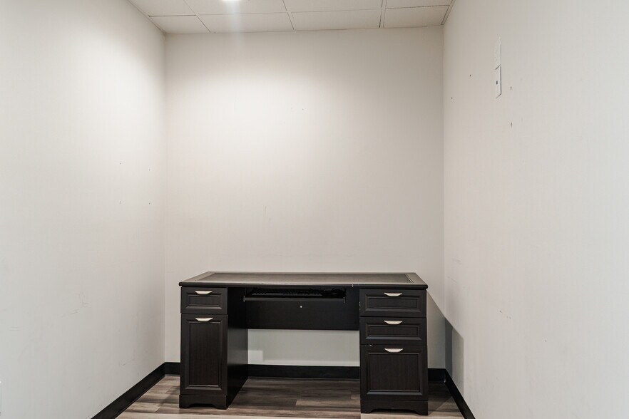 1707 Alpine Dr, Columbia, TN à louer - Photo de l’immeuble – Image 3 sur 25