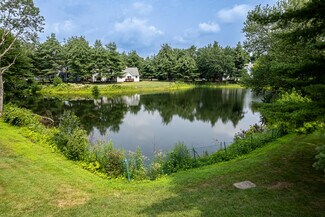 Plus de détails pour 2 Forest Park Dr, Farmington, CT - Bureau à louer