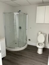 1400 NW 88th Ave, Doral, FL à louer Photo intérieure– Image 2 sur 11