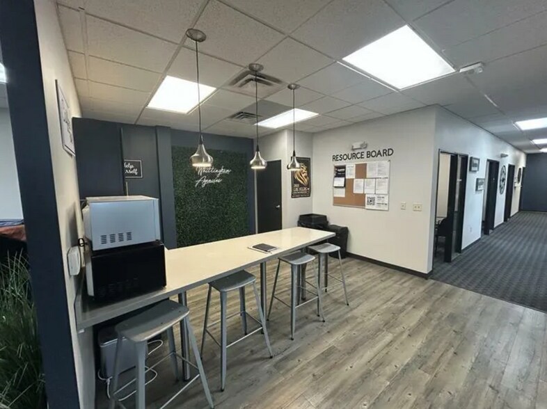 9011 N Meridian St, Indianapolis, IN à louer - Photo intérieure – Image 3 sur 7