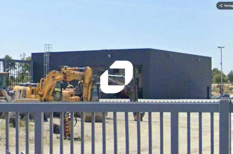 Bureau dans GRANDCHAMP-DES-FONTAINES à louer - Photo de l’immeuble – Image 3 sur 11