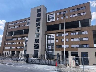 Industriel/Logistique dans Colombes à louer - Photo de l’immeuble – Image 2 sur 18