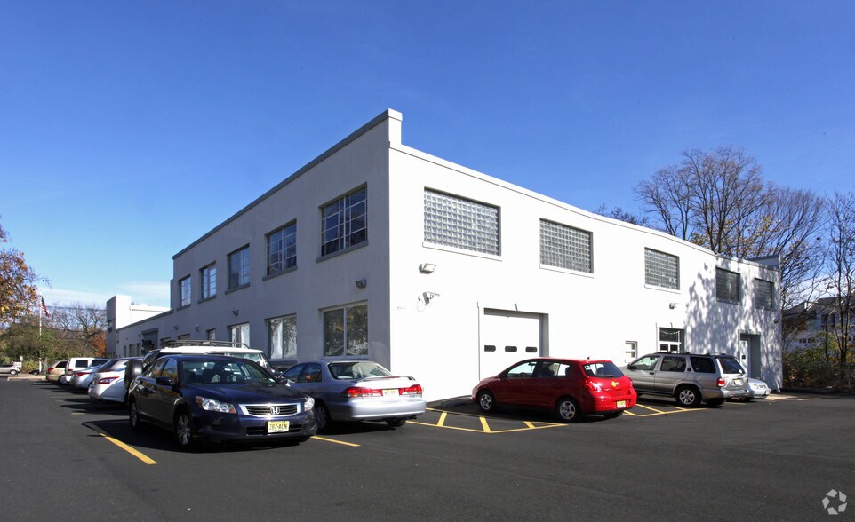 1100 Morris Ave, Union Township, NJ à louer - Photo de l’immeuble – Image 2 sur 3