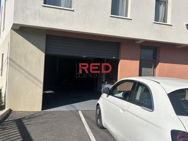 Plus de détails pour Industriel/Logistique à louer