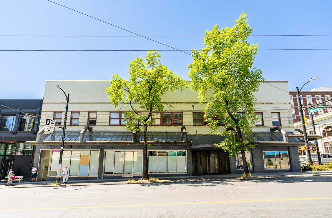 390 Hastings St W, Vancouver, BC à louer Photo de l’immeuble– Image 1 sur 7