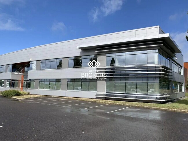 Plus de détails pour Industriel/Logistique à louer