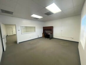 4861-4875 NE 12th Ave, Fort Lauderdale, FL à louer Photo intérieure– Image 2 sur 7