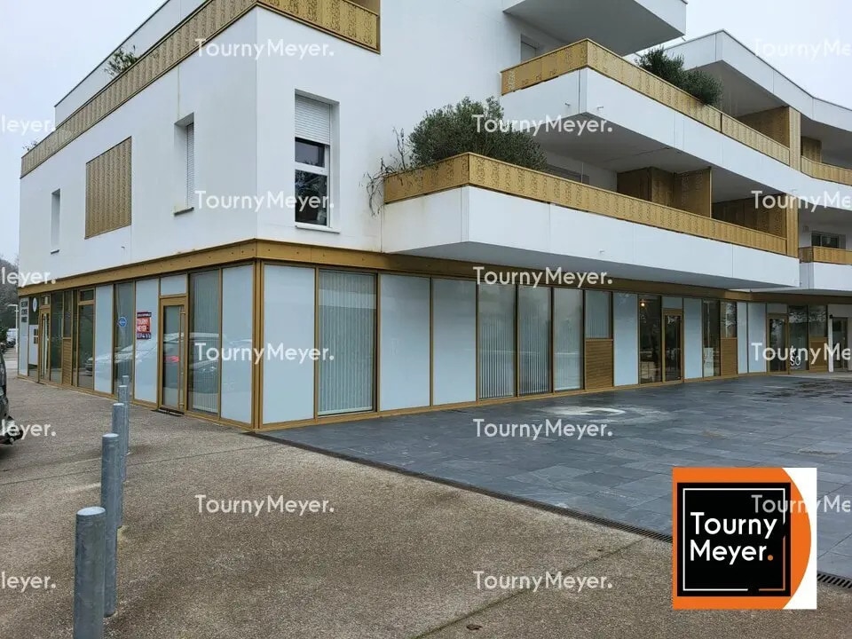 Local commercial dans Capbreton à louer Photo de l’immeuble– Image 1 sur 3