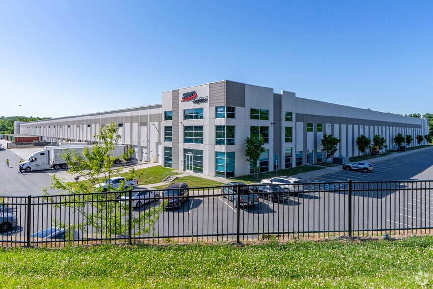 10137 Horton Rd, Charlotte, NC à louer - Photo de l’immeuble – Image 2 sur 6