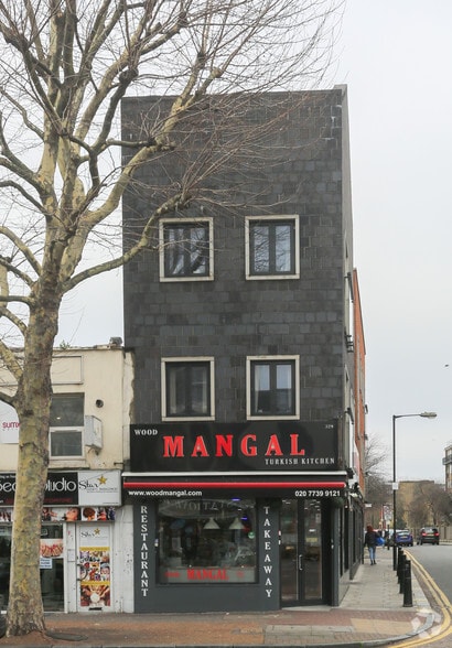 329 Bethnal Green Rd, Londres à vendre - Photo de l’immeuble – Image 3 sur 28