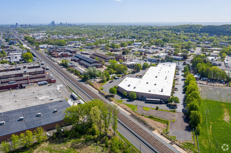 141 South St, West Hartford, CT à louer - Aérien – Image 3 sur 12