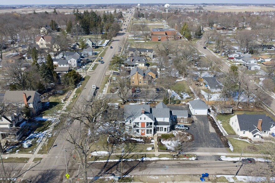 303 N Main St, Elburn, IL à vendre - Photo de l’immeuble – Image 2 sur 72