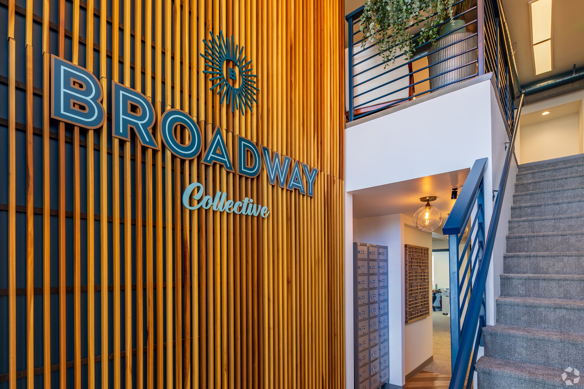 4045 S Broadway, Englewood, CO à louer Photo de l’immeuble– Image 1 sur 33