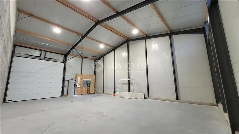 Local d’activités dans Mouzillon à louer - Photo de l’immeuble – Image 2 sur 4