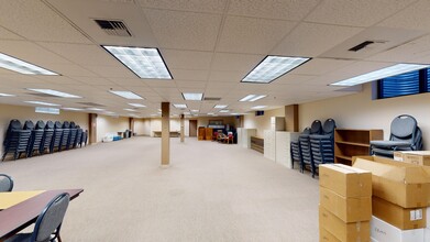 2075 Overland Ave, Billings, MT à louer Photo de l’immeuble– Image 2 sur 16