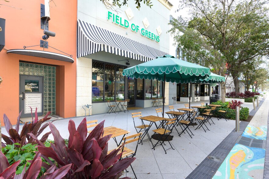 400 Clematis St, West Palm Beach, FL à louer - Photo de l’immeuble – Image 3 sur 11