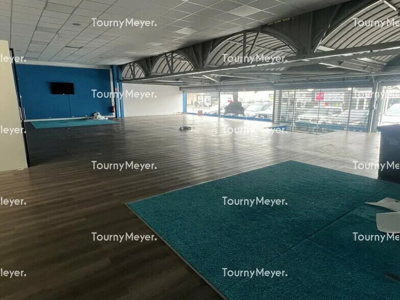 Local commercial dans Anglet à louer - Photo de l’immeuble – Image 2 sur 5