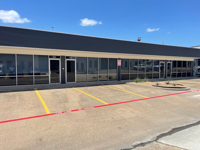 Plus de détails pour 15330 Lyndon B Johnson Fwy, Mesquite, TX - Bureau, Local d'activités à louer