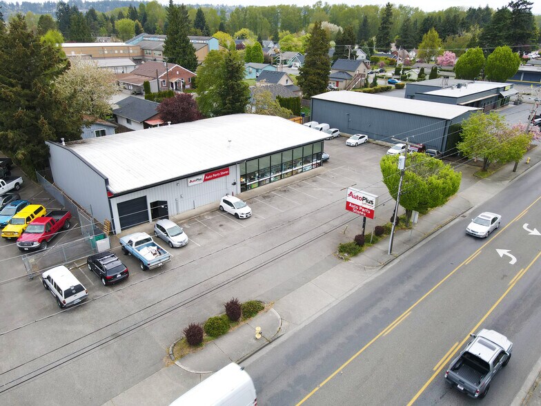 427 E Main Ave, Puyallup, WA à vendre - Photo de l’immeuble – Image 2 sur 4