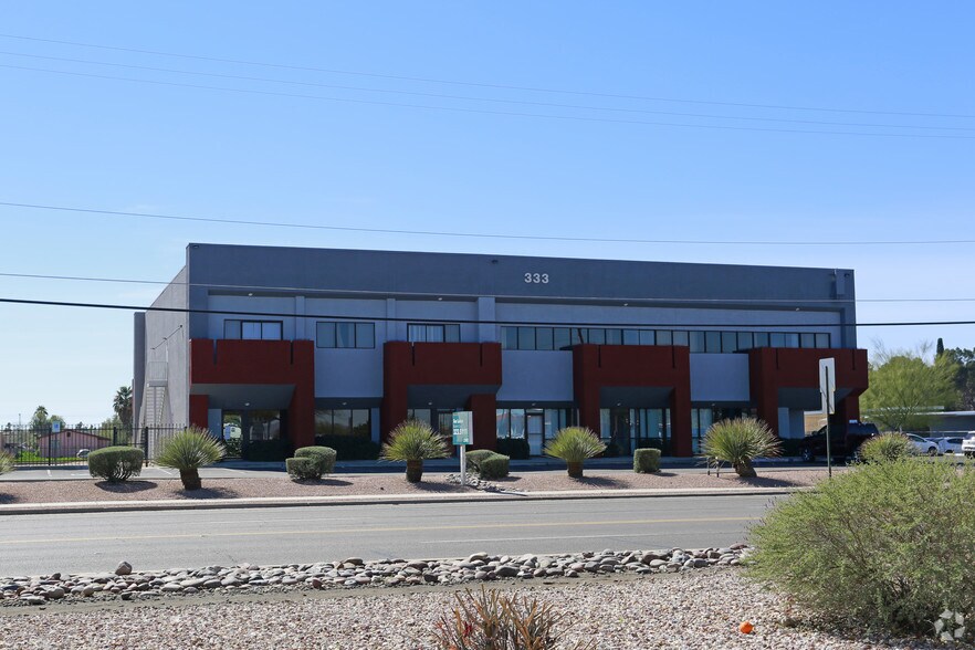 333 W Fort Lowell Rd, Tucson, AZ à vendre - Photo de l’immeuble – Image 2 sur 5