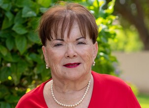 Kay Bryan