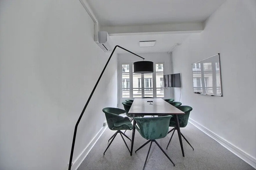 4 Cité Paradis, Paris à louer - Photo intérieure – Image 3 sur 17