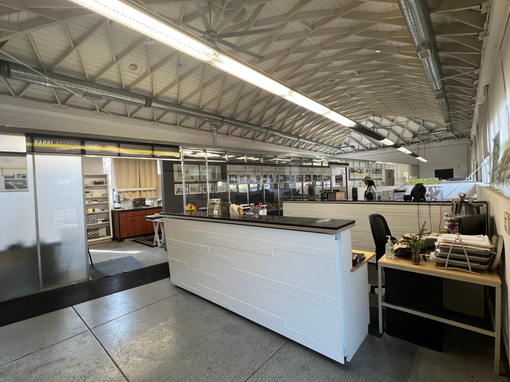 805 S Shamrock Ave, Monrovia, CA à vendre Photo intérieure– Image 1 sur 6