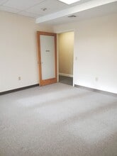 31 S Plank Rd, Newburgh, NY à louer Photo intérieure– Image 1 sur 8