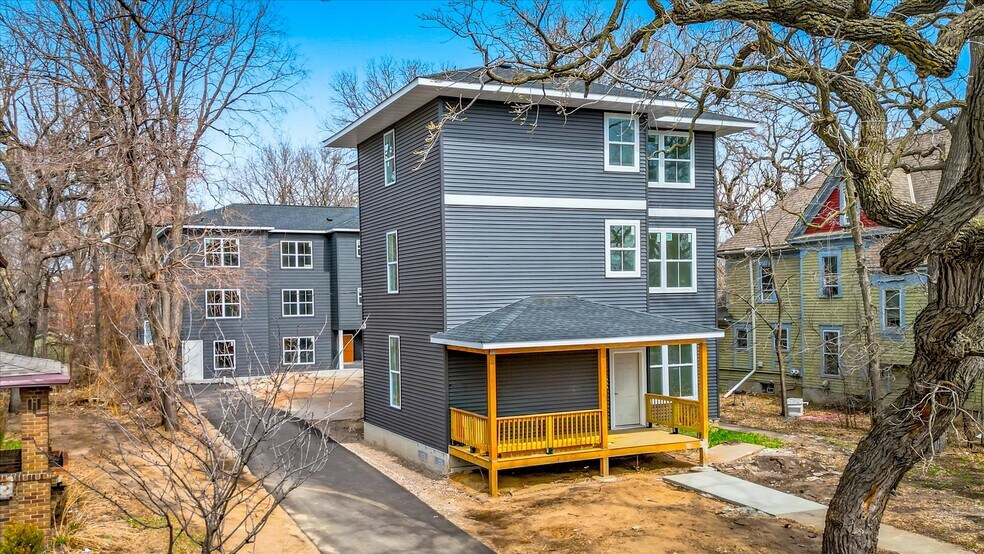 815 6th St SE, Minneapolis, MN à vendre - Photo principale – Image 1 sur 30