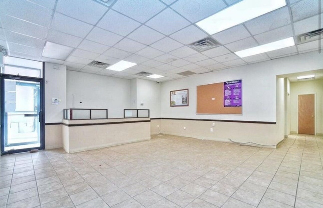 235 Dongan Hills Ave, Staten Island, NY à louer Photo intérieure– Image 1 sur 9