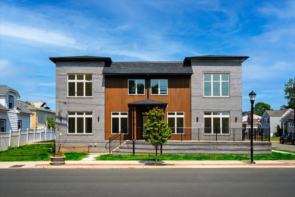 1108 McBride Ave, Woodland Park, NJ à vendre Photo principale– Image 1 sur 6