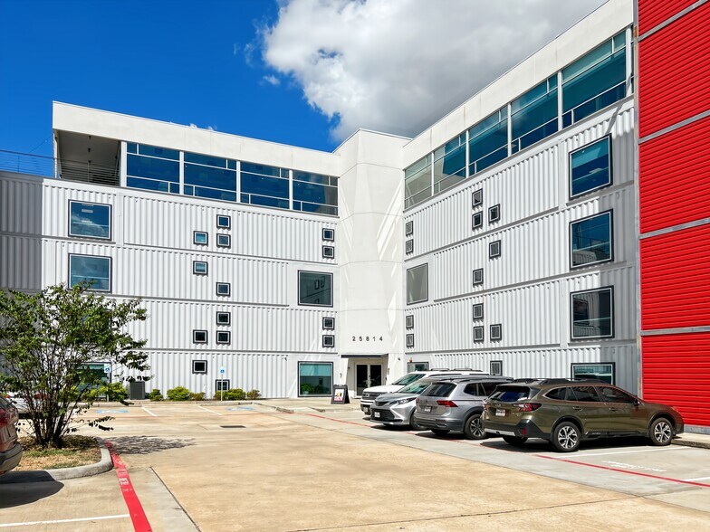 25814 Budde Rd, Spring, TX à louer - Photo de l’immeuble – Image 2 sur 13